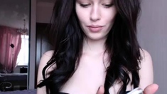 Brunette Solo Webcam Masturbation