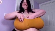 Big boobs milf masturbates with her dildo