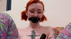 Sexy hottie Anetta Keys enjoys a solo toy masturbation