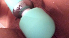 Amateur Close Up Squirting Masturbation
