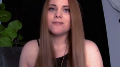 Masturbating Sexy Webcam Babe Big Boobs Webcam Solo
