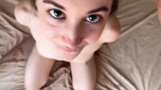 Horny Babe Sloppy Deepthroat Big Dick