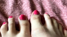 Babyheavanian - My pink toe nails