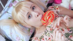 Amateur Webcam Cute Teen Plays Solo with Big Dildo