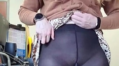 Amateur Blonde Transgender Cumming On Cam