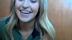 Amateur Blonde Teen Plays Solo with Toy Webcam Porn