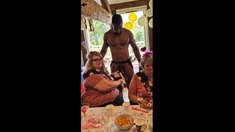 Dark haired big ass amateur slut sucks stiff cock in hd