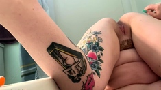 Jodi Amateur Redhead Uses The Vibraking Toy