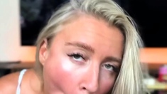 Blondeadobo Having Sex In Front Of Mirror