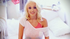 Blonde teens reveals their sweet pussies