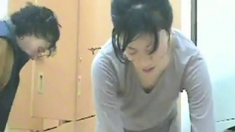 Asian Locker Room Voyeur