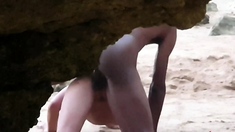 Amateur hottie fucked outdoor in public